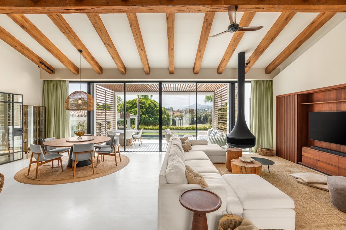 Villa in Nueva Andalucia, Marbella, Spain 5 - 14702417