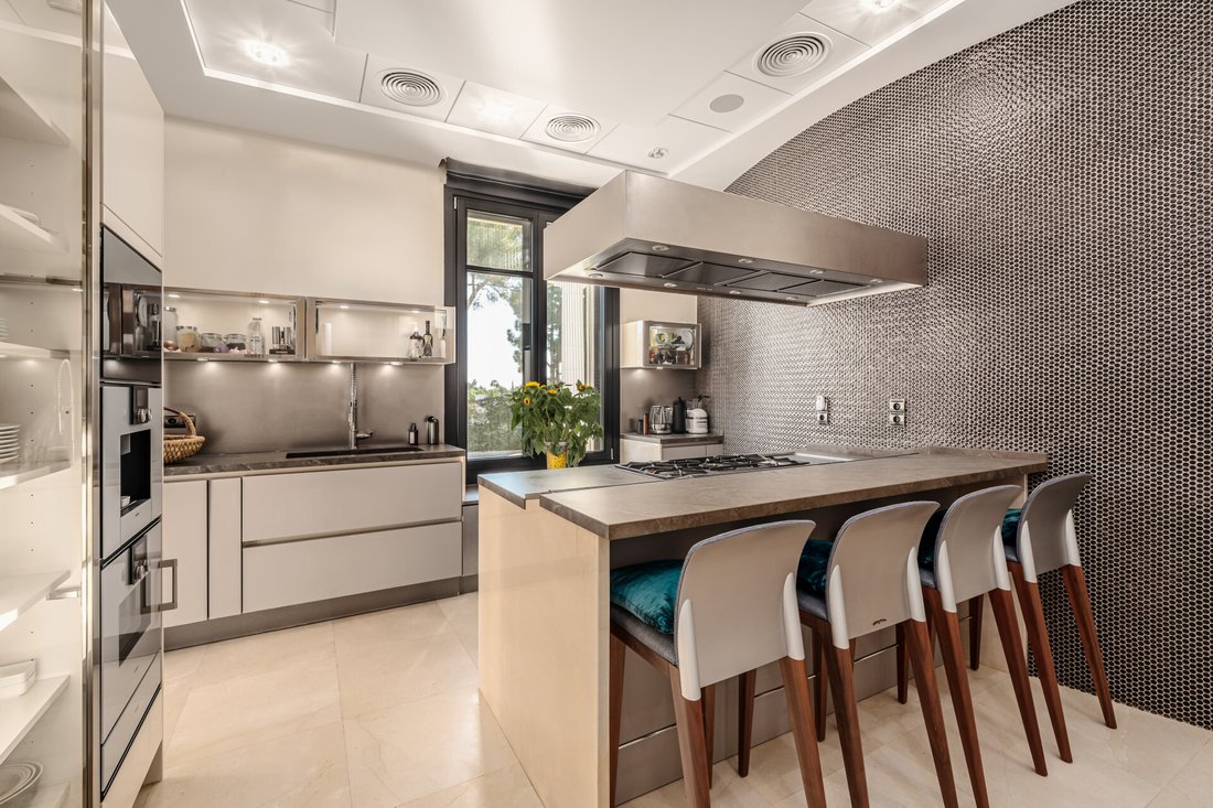 Villa in Marbella, Andalusia, Spain 3 - 16127847