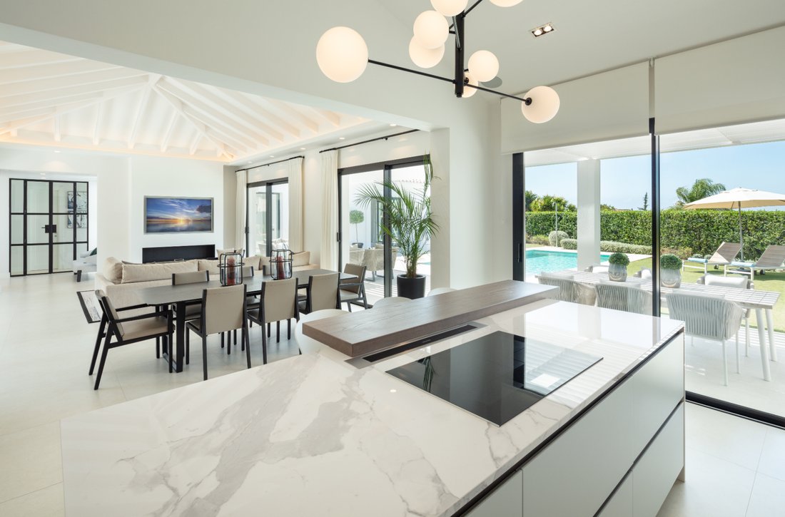 Villa in Nueva Andalucia, Marbella, Spain 2 - 15930276
