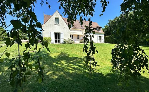 House in Senlis, Hauts-de-France, France 1