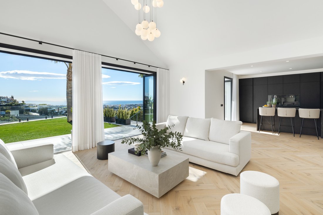 Villa in La Quinta, Benahavis, Andalusia 4 - 15727471