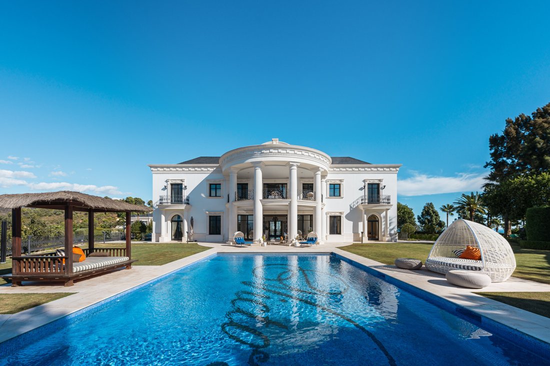 Villa in Marbella, Andalusia, Spain 1 - 16127847