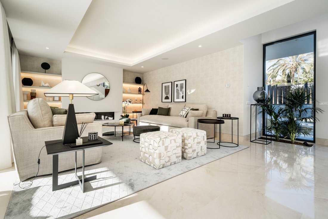 Villa in Estepona, Andalusia, Spain 4 - 13701796