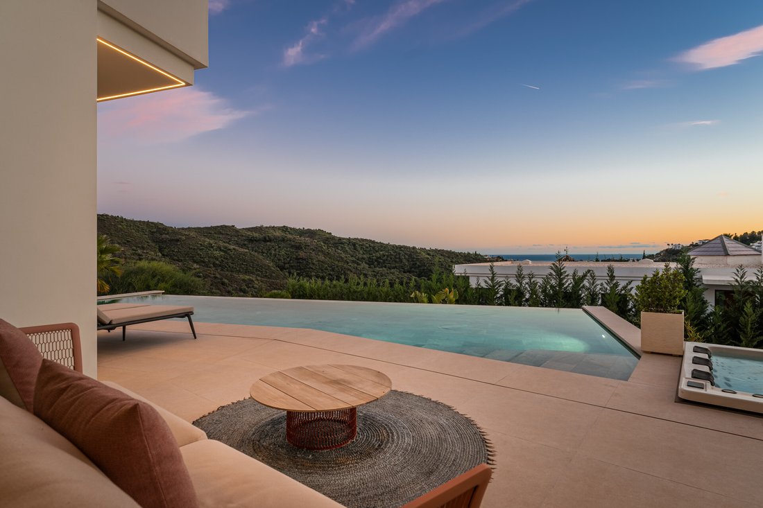 Villa in Benahavis, Andalusia, Spain 2 - 16115164