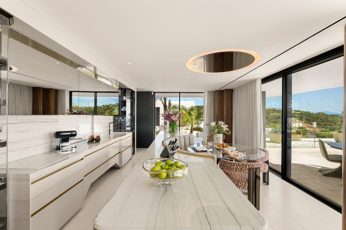 Villa in Sotogrande, San Roque, Andalusia 4 - 17701753