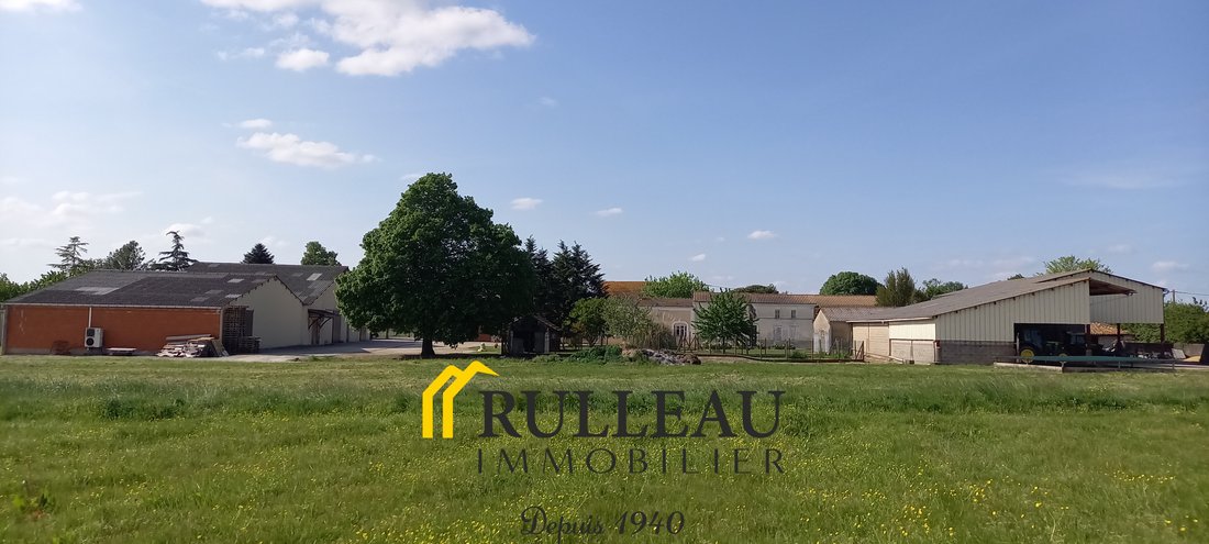 Estate in Marcillac, Val-de-Livenne, France 1 - 18022876