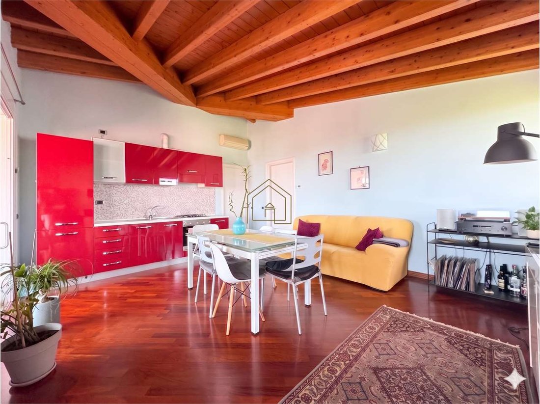 Apartment in Desenzano Centro, Desenzano del Garda, Lombardy 5 - 18022807