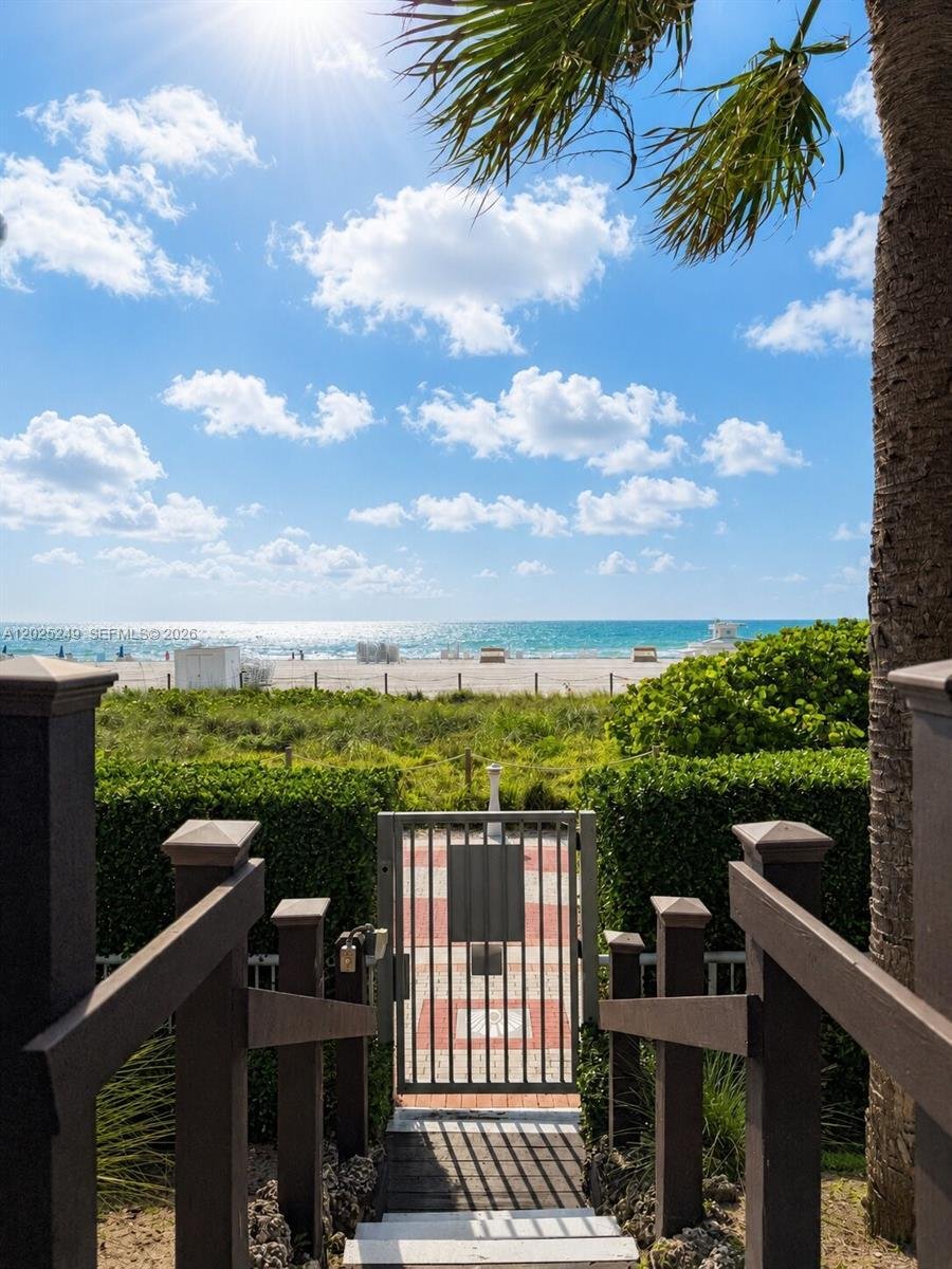 Condo in Miami Beach, Florida, United States 4 - 18016033
