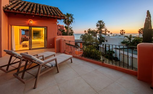 Penthouse in Marbella, Andalusia, Spain 1