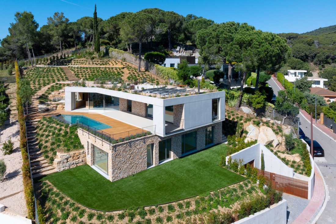 House in Cabrils, Catalonia, Spain 2 - 18023634