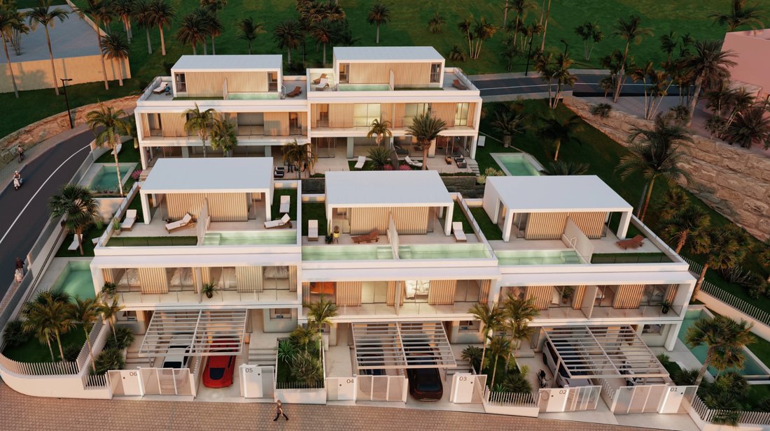 Villa in Estepona, Andalusia, Spain 2 - 13391148