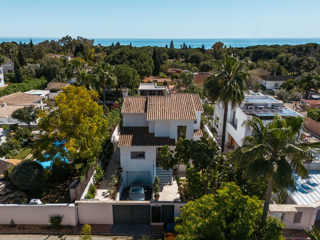 Villa in Marbella, Andalusia, Spain 2 - 14231326