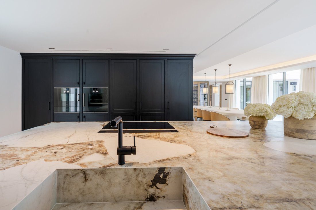 Villa in Marbella, Andalusia, Spain 4 - 17546482