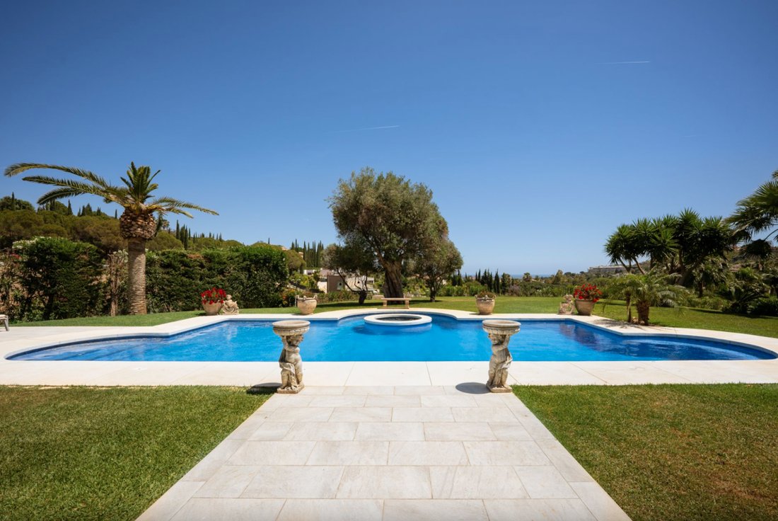 Villa in Nueva Andalucia, Marbella, Spain 3 - 14190858
