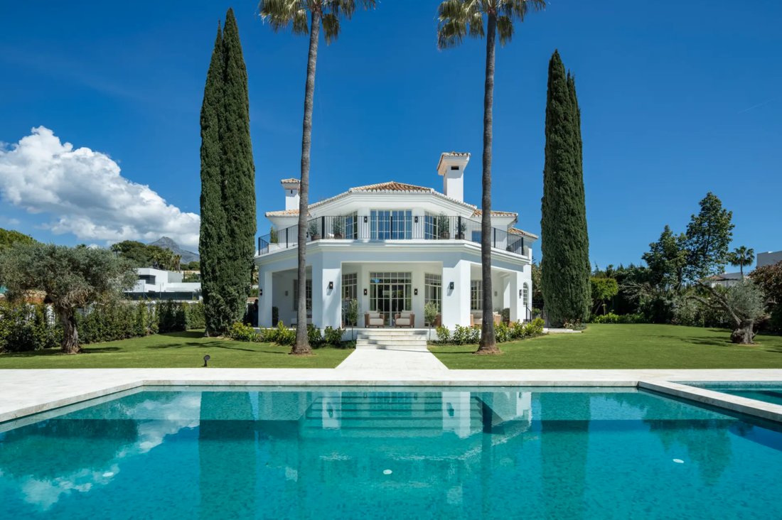 Villa in Nueva Andalucia, Marbella, Spain 1 - 16338207