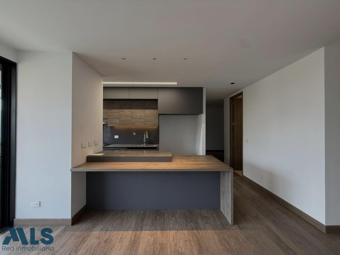 Apartment in Medellín, Antioquia, Colombia 5 - 18023425