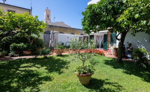 House in Historic Center, Livorno, Tuscany 1
