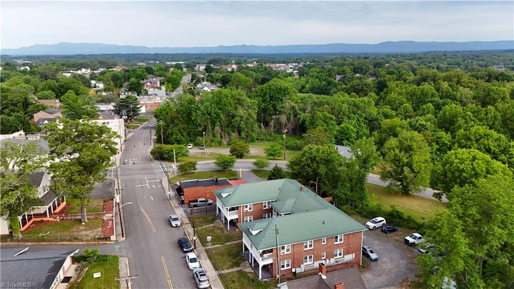 Apartment in Mount Airy, North Carolina, United States 2 - 18019487