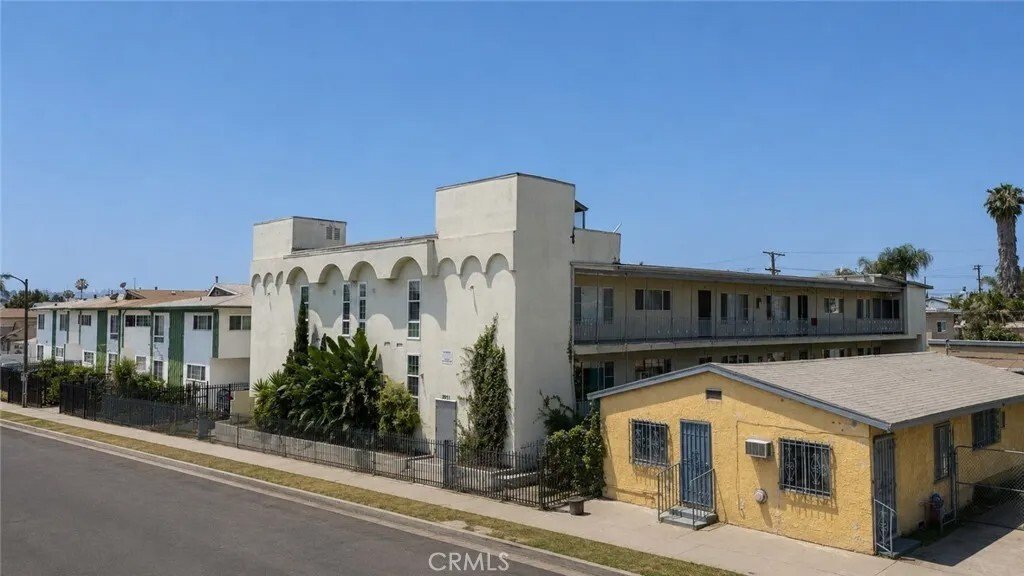 Los Angeles, California, United States 2 - 18022795