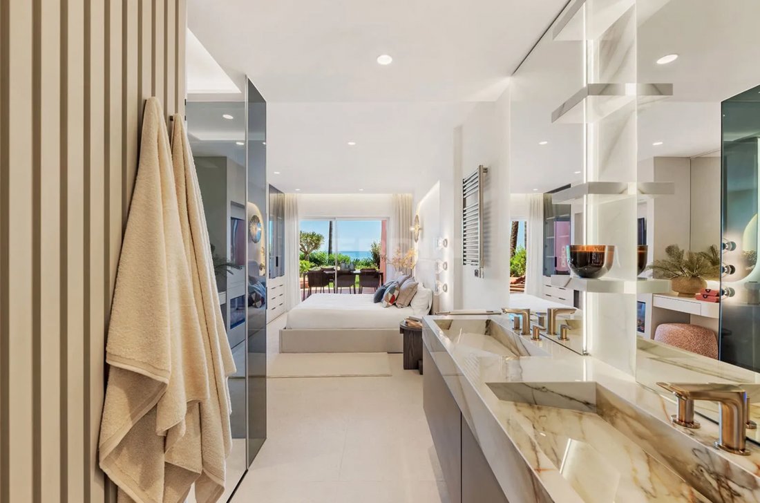 Apartment in Gualdalmansa, Estepona, Andalusia 4 - 16419008