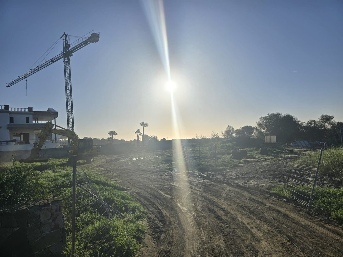 Land in Sotogrande, San Roque, Andalusia 2 - 15857801