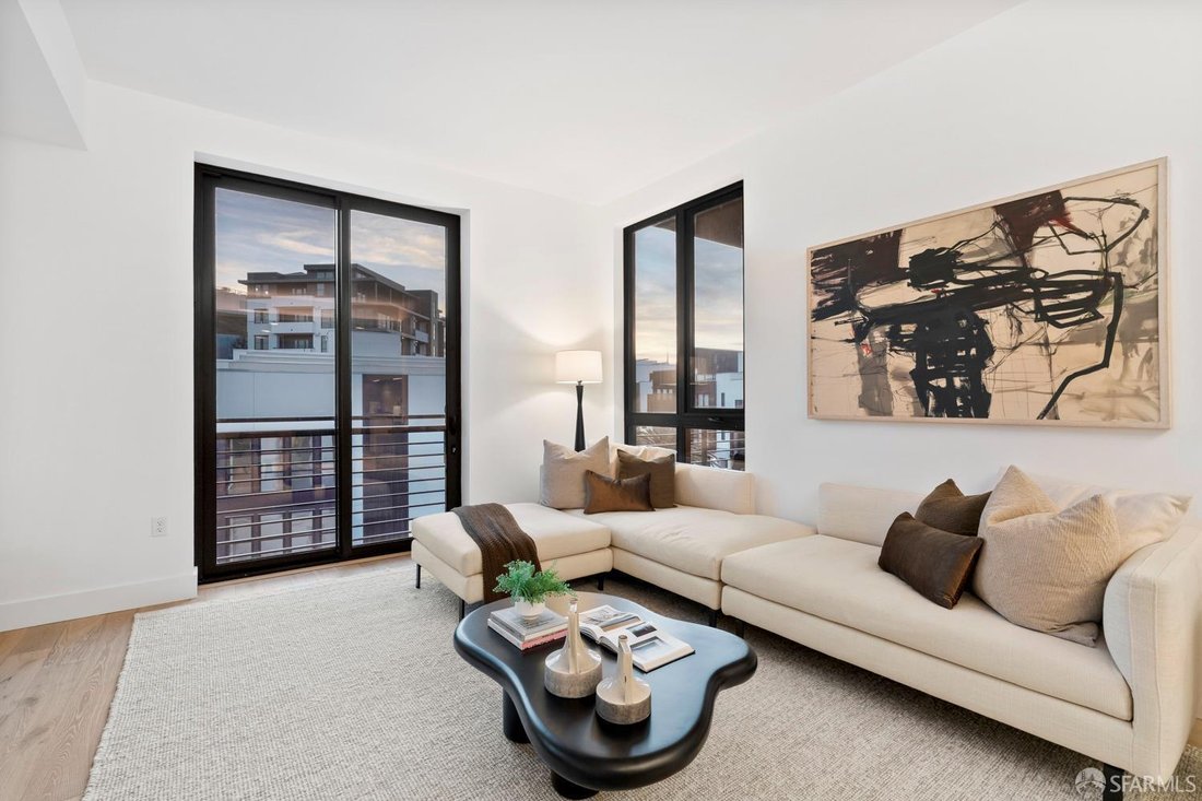 Condo in San Francisco, California, United States 3 - 18022849