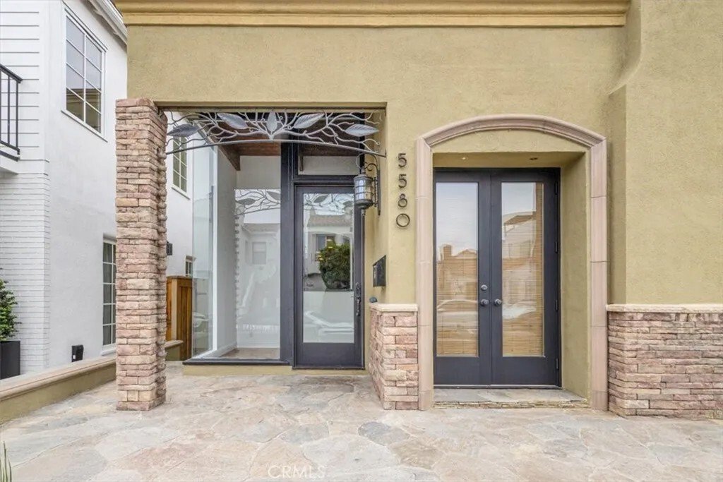 House in Signal Hill, California, United States 3 - 17549223