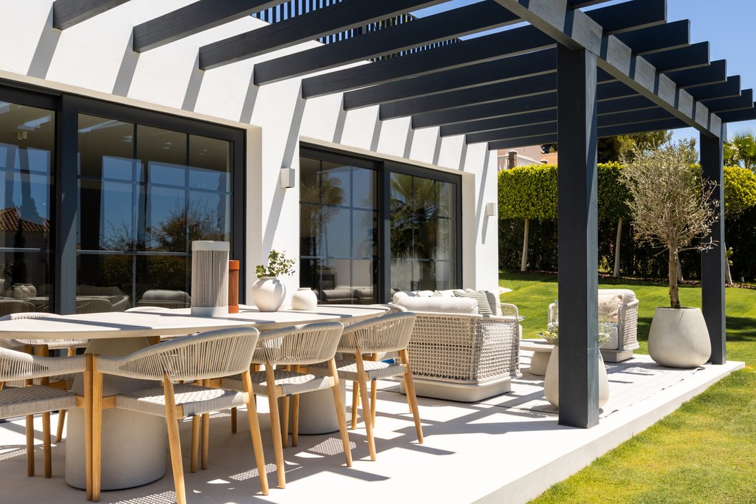 Villa in El Paraíso, Benahavis, Spain 5 - 18024147