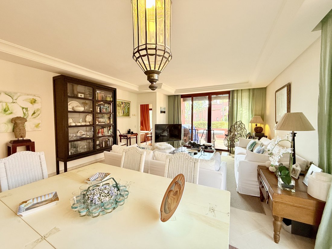 Apartment in Gualdalmansa, Estepona, Andalusia 4 - 15088411