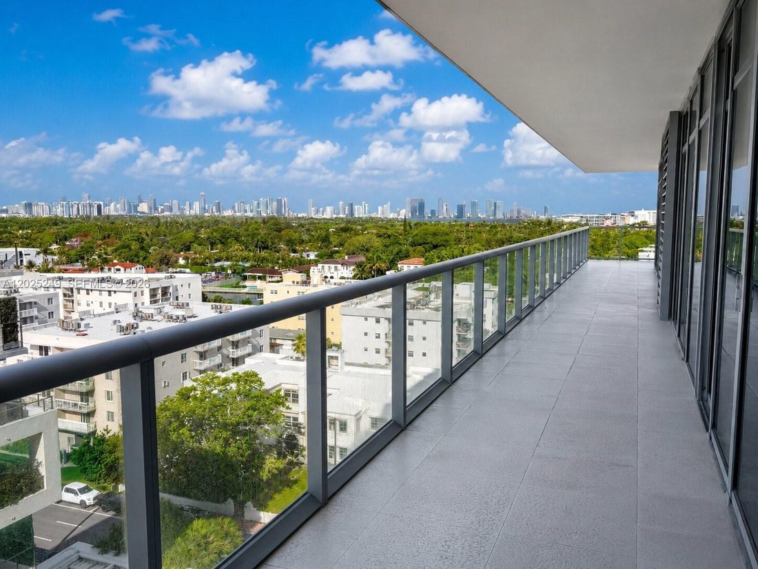 Condo in Miami Beach, Florida, United States 3 - 18016033