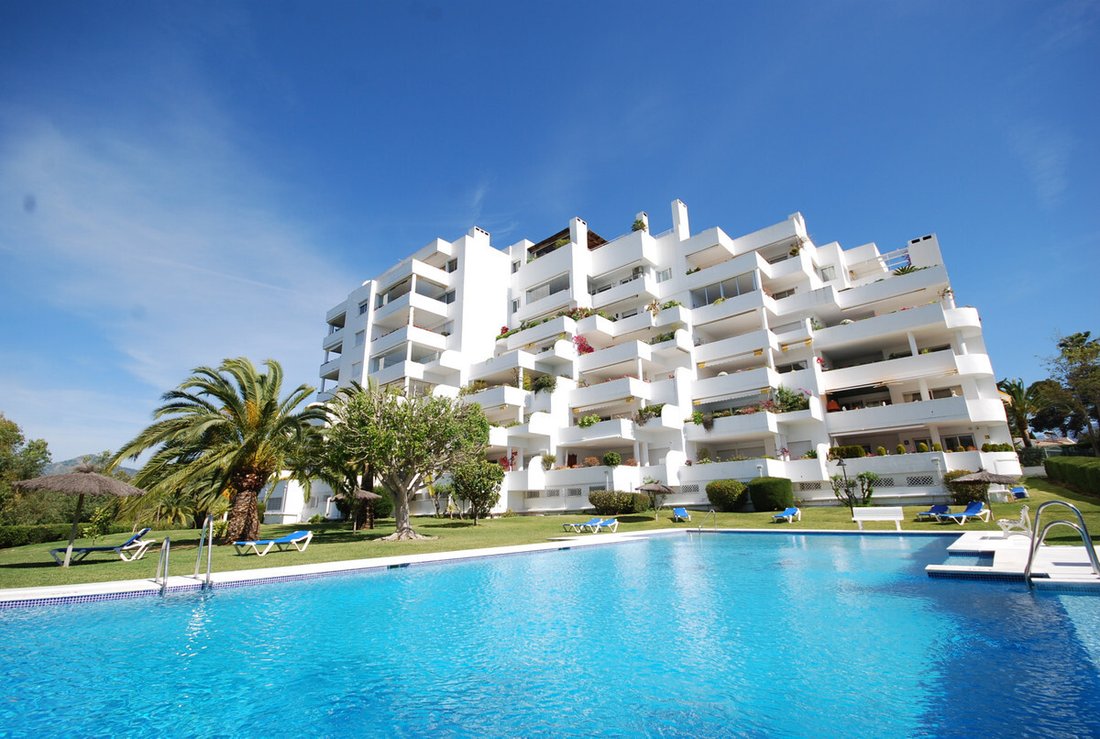 Apartment in Guadalmina Alta, San Pedro de Alcantara, Spain 1 - 15800399