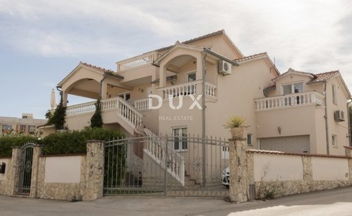 Maison à Vodice, Comitat de Šibenik-Knin, Croatie 1