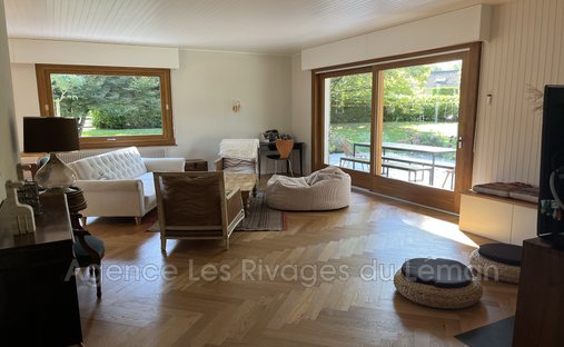 Villa in Sciez, Auvergne-Rhône-Alpes, France 1