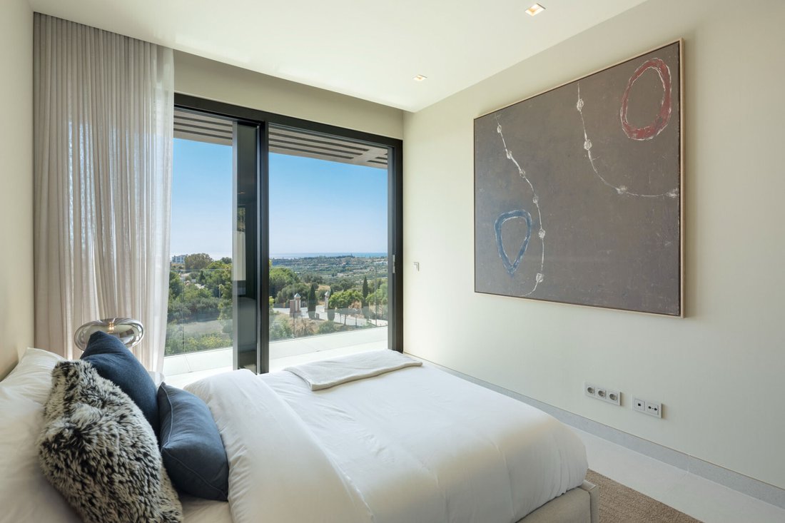 Villa in Cancelada, Estepona, Andalusia 2 - 16483565