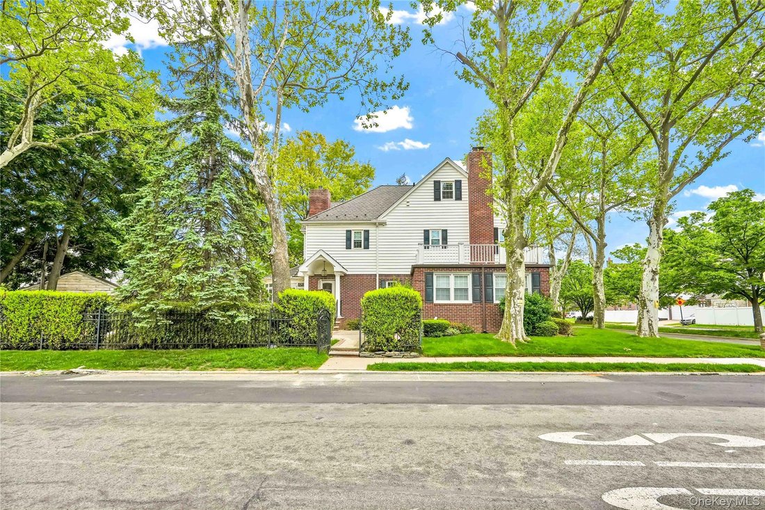 House in New York, New York, United States 3 - 18023301