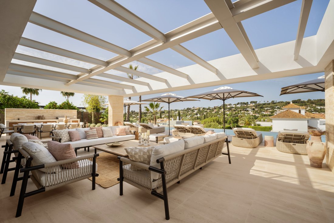 Villa in Nueva Andalucia, Marbella, Spain 2 - 15717910