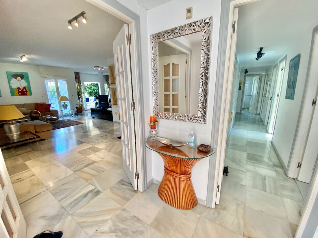 Apartment in Marbella, Andalusia, Spain 5 - 16627053
