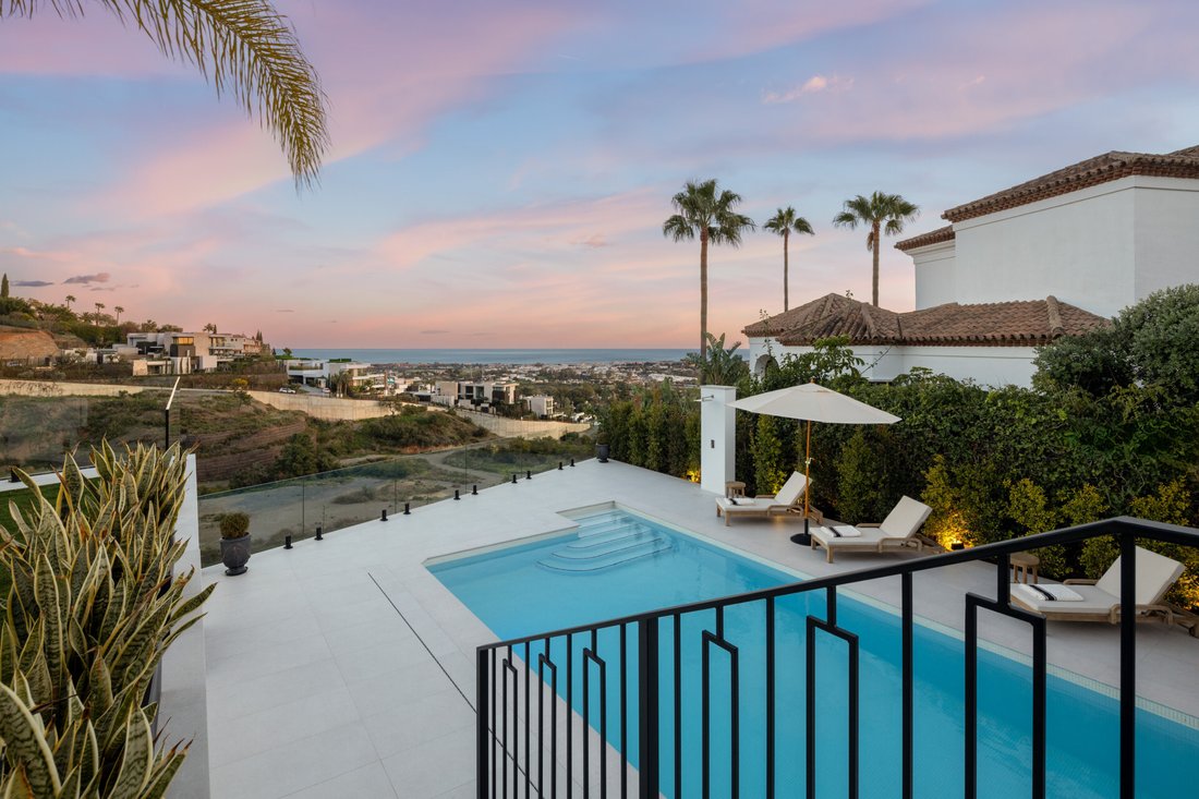 Villa in La Quinta, Benahavis, Andalusia 2 - 15727471
