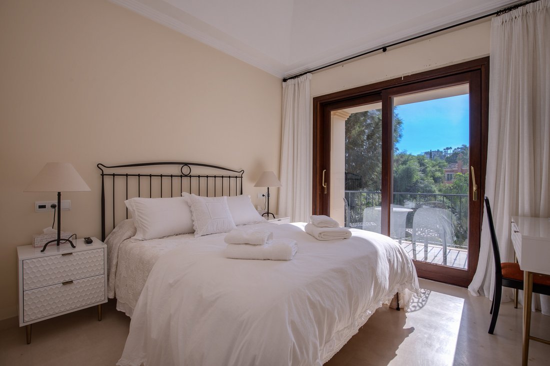 Villa in Benahavis, Andalusia, Spain 5 - 14976173