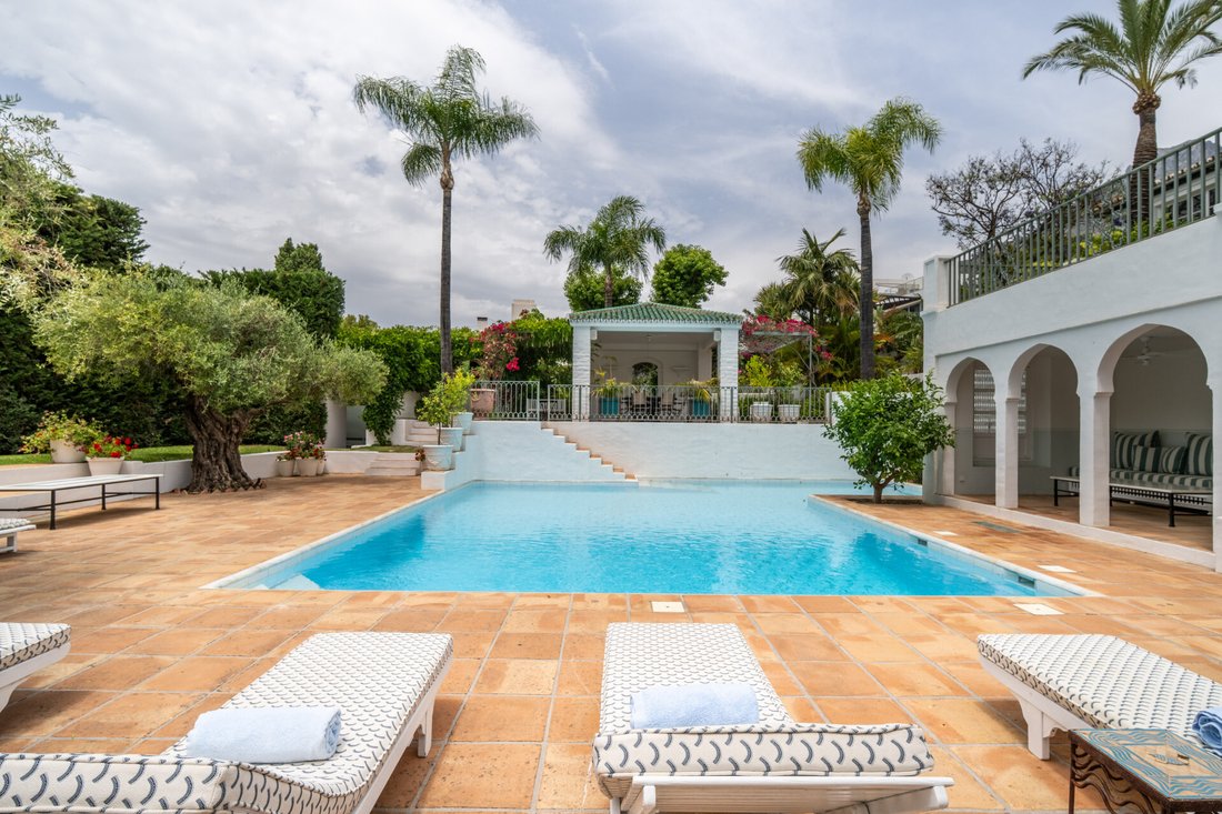 Villa in Marbella, Andalusia, Spain 3 - 17827394