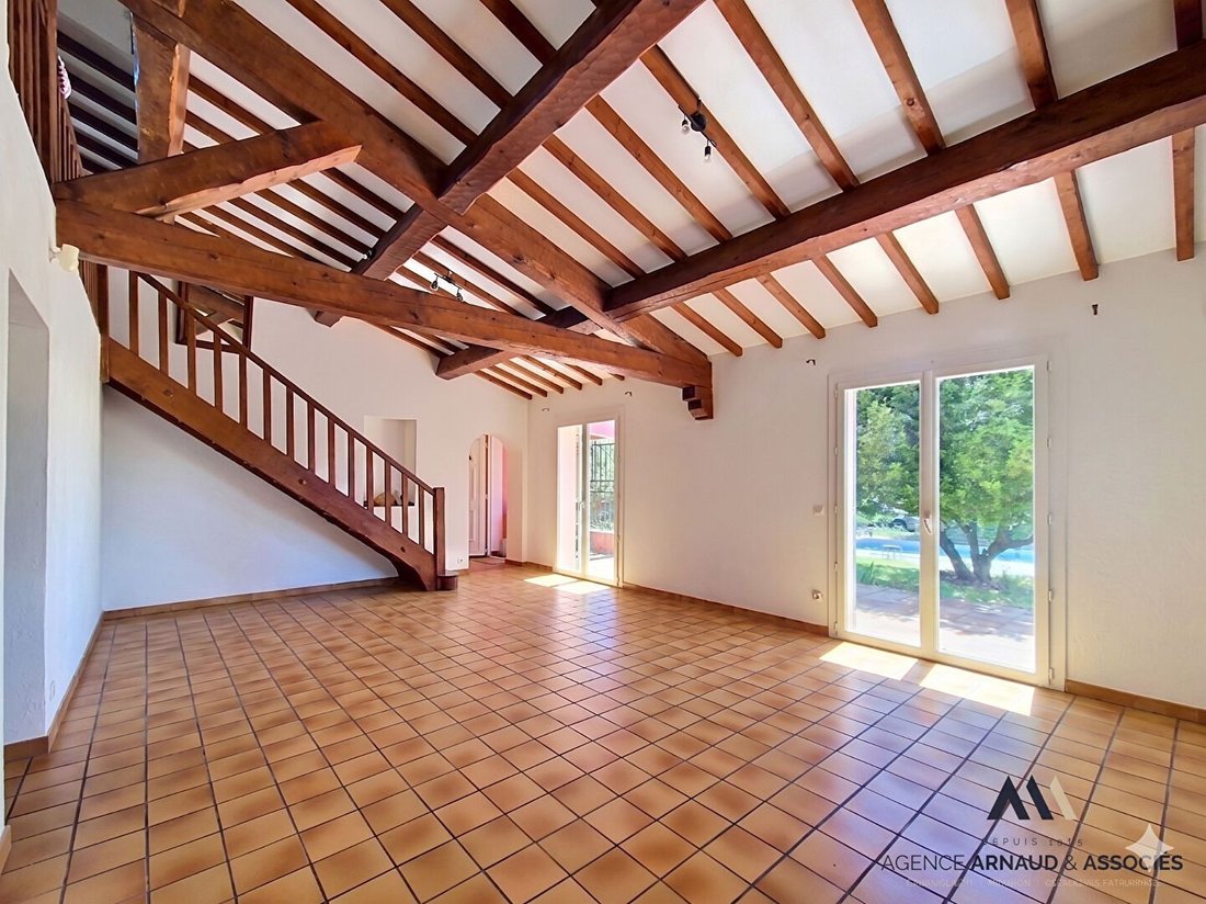 House in Les Freres-Les Cancades-Les Ginestes, Le Beausset, France 4 - 18023175
