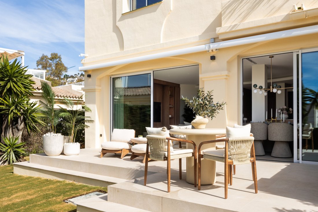 Townhouse in Benahavis, Andalusia, Spain 4 - 17926775