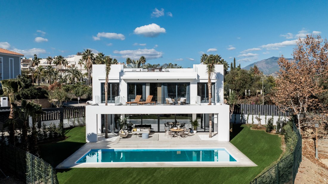 Villa in Estepona, Andalusia, Spain 1 - 13701796