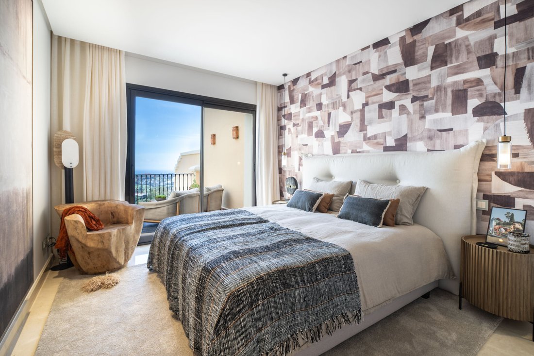 Apartment in La Quinta, Benahavis, Andalusia 2 - 14932149