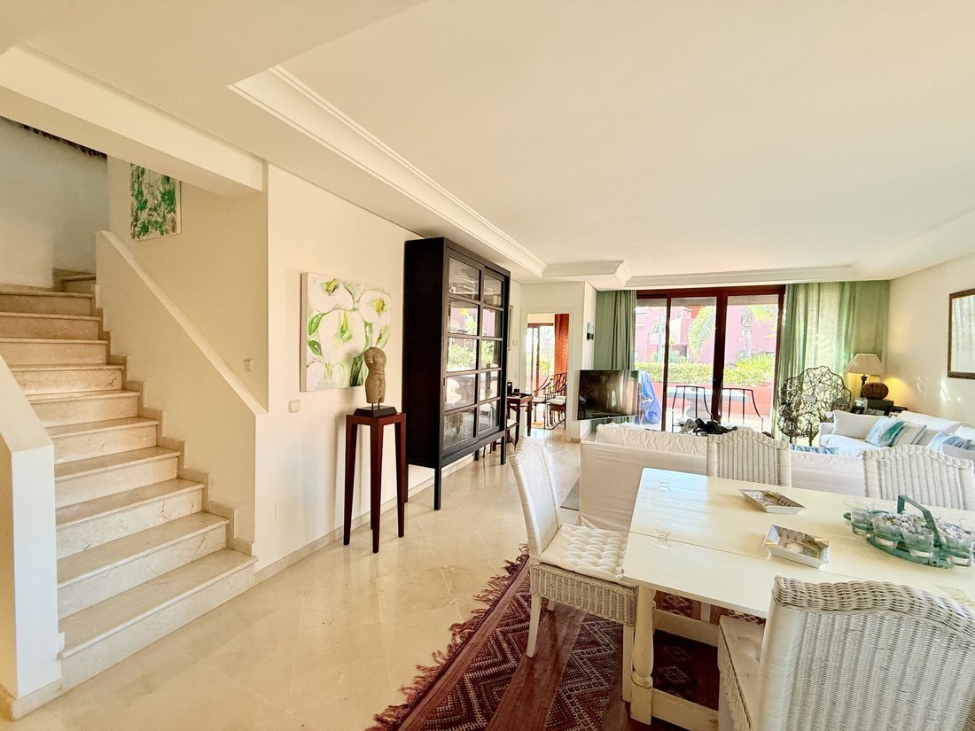 Apartment in Gualdalmansa, Estepona, Andalusia 3 - 15088411