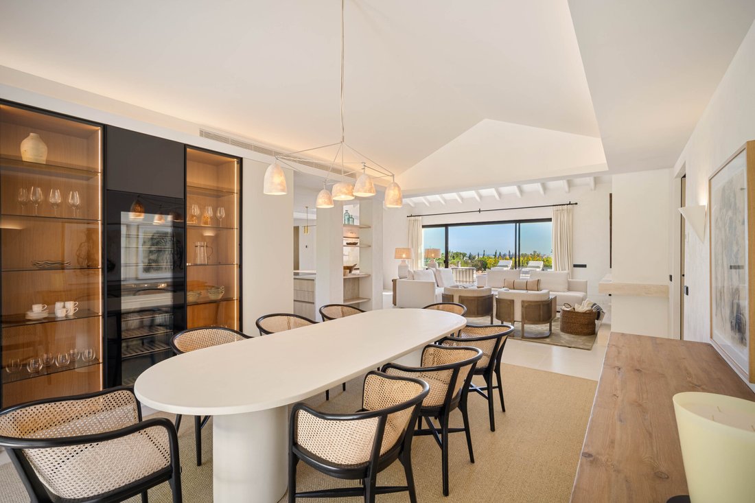 Villa in Nueva Andalucia, Marbella, Spain 5 - 15695992