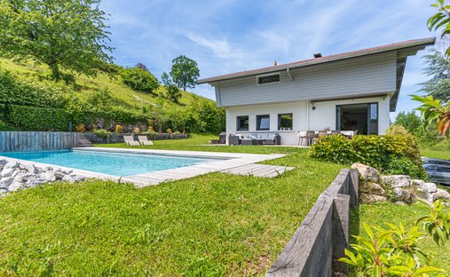 House in Sévrier, Auvergne-Rhône-Alpes, France 1