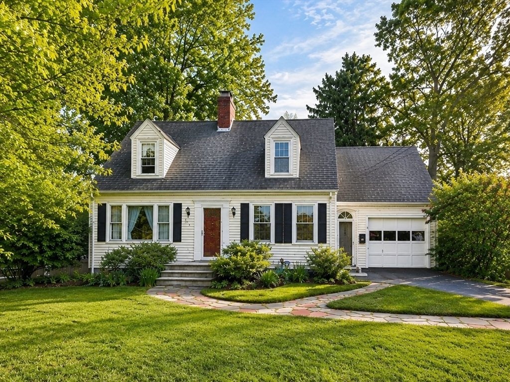 House in Norwood, Massachusetts, United States 1 - 18023670