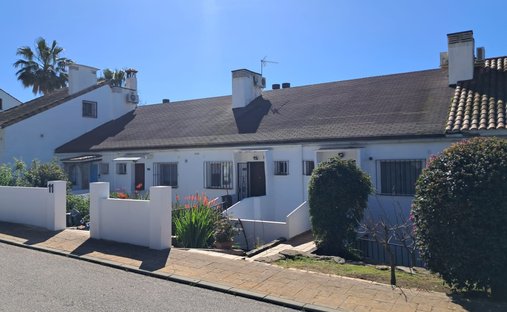 Townhouse in Estepona, Andalusia, Spain 1