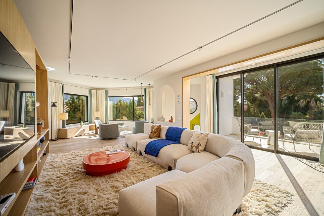 Villa in Nueva Andalucia, Marbella, Spain 3 - 15539419
